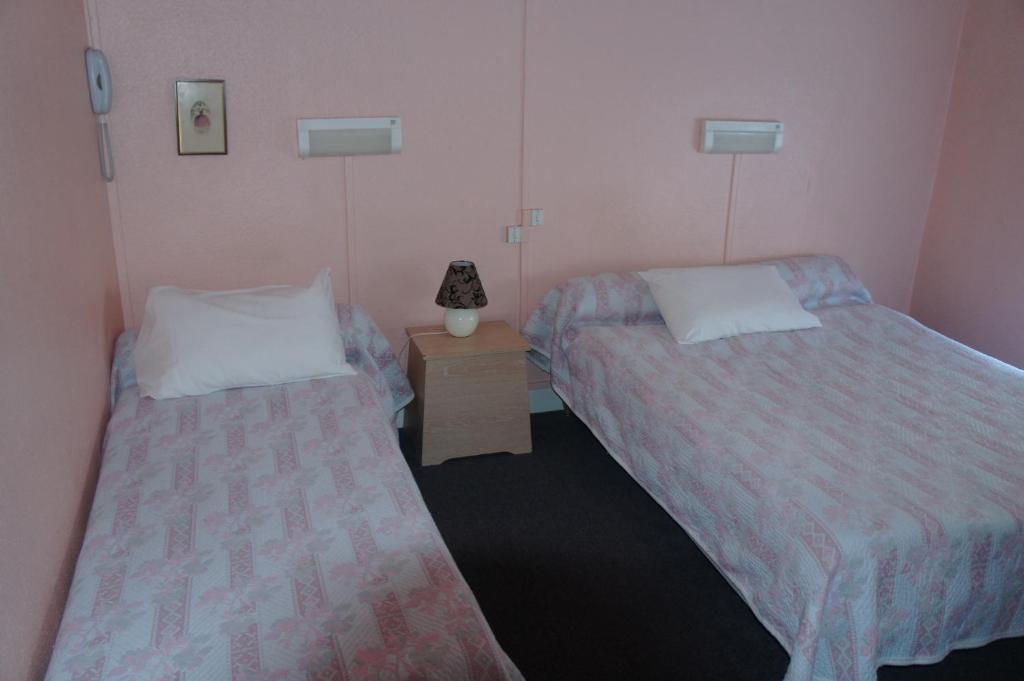 Hotel Le Commerce Bagnères-de-Bigorre Rom bilde